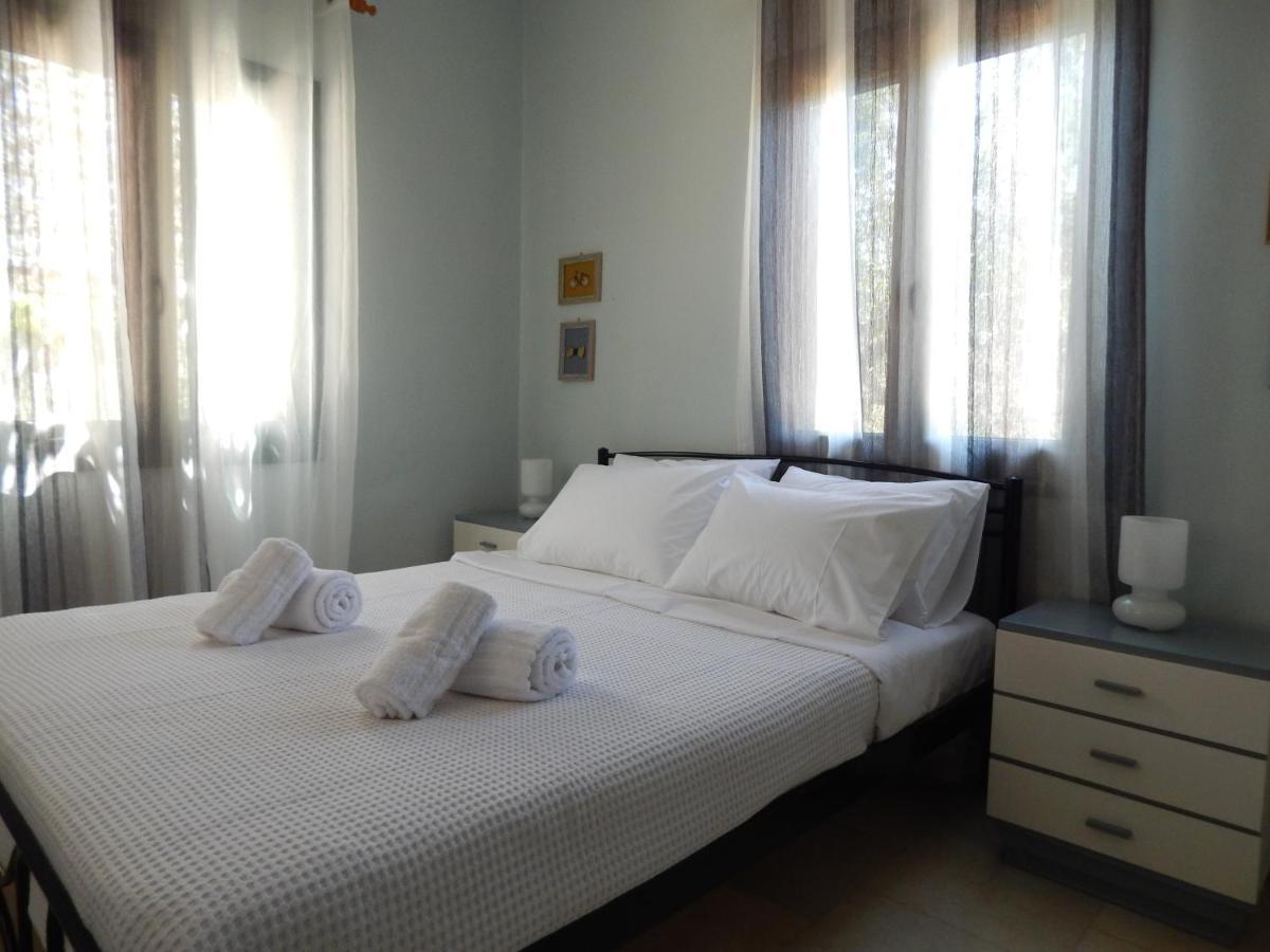 Ninemia Country House Vromonerion Экстерьер фото