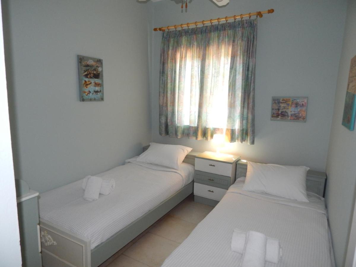 Ninemia Country House Vromonerion Экстерьер фото
